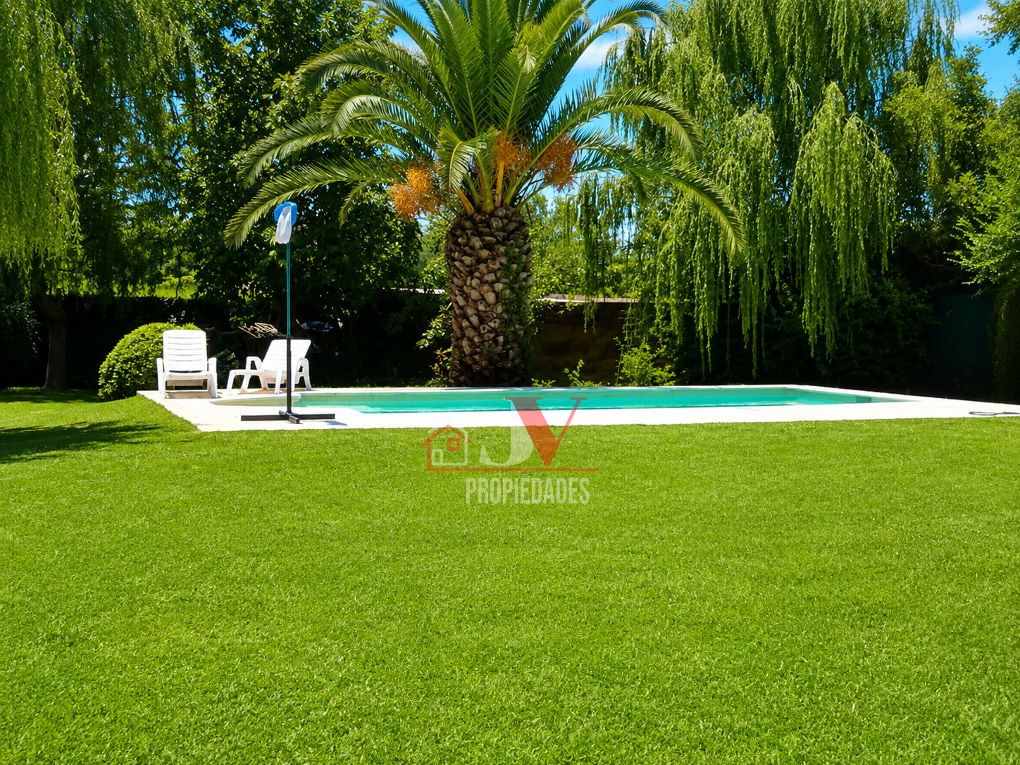 Casa en una de las mejores zonas de Villa del Dique a pasos del lago.