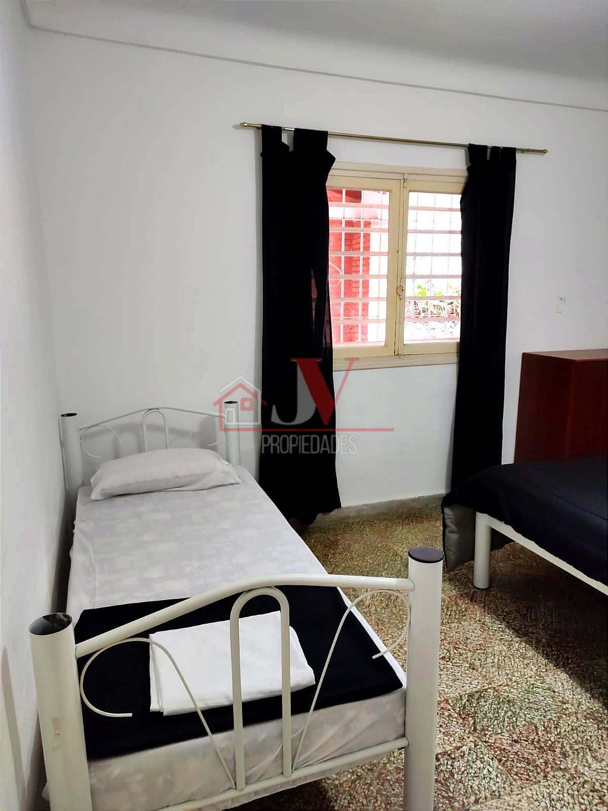 Casa con depto en venta Villa Rumipal