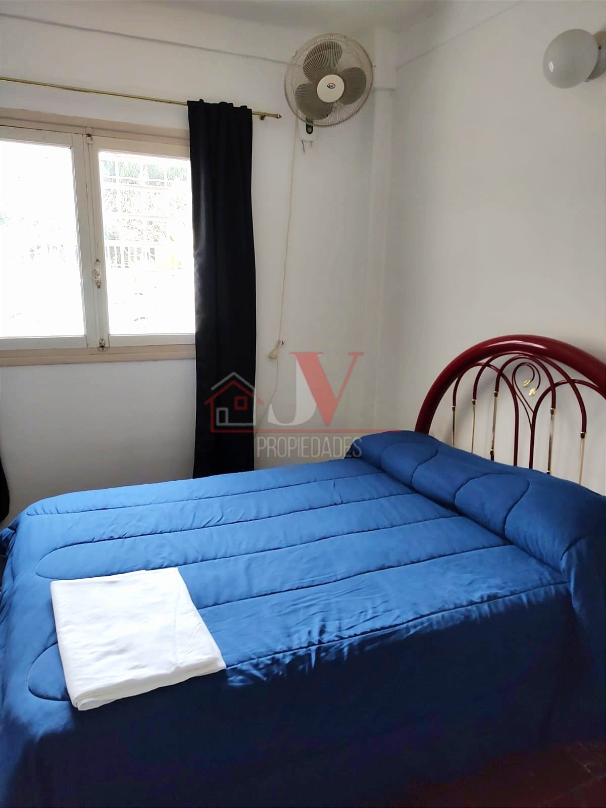 Casa con depto en venta Villa Rumipal