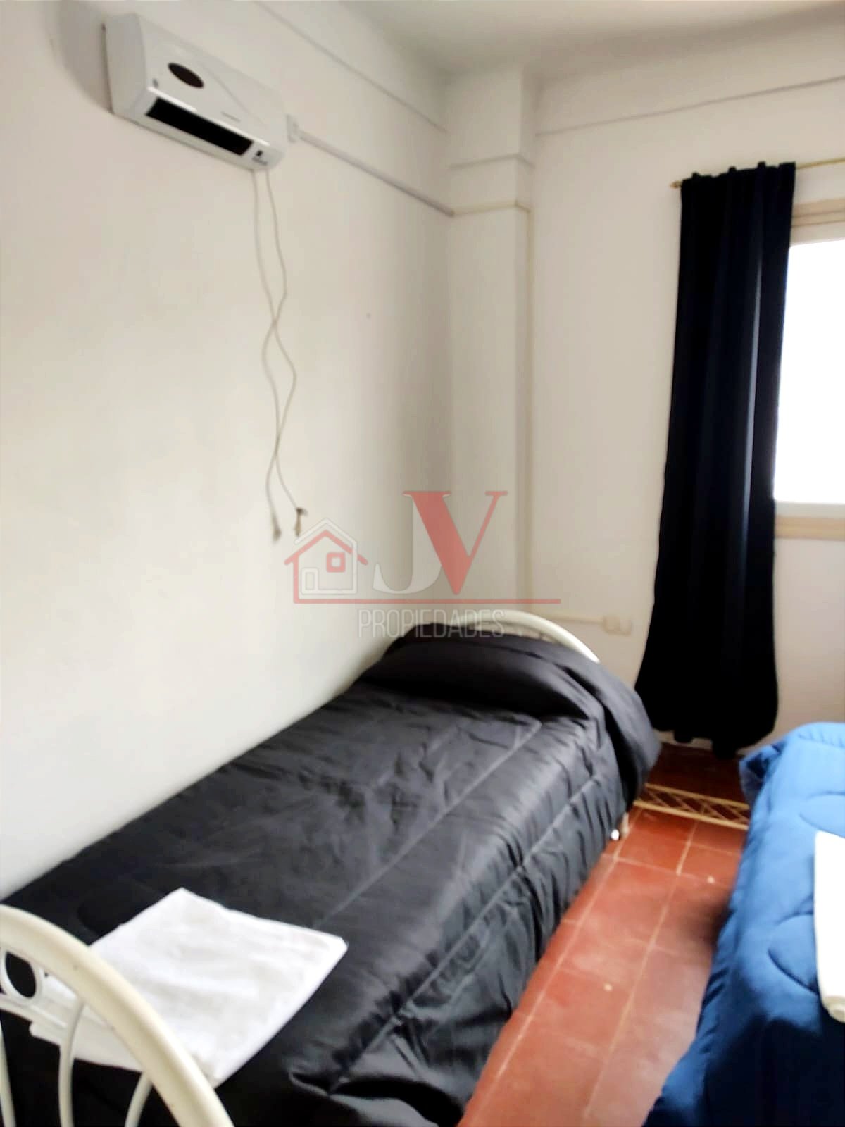 Casa con depto en venta Villa Rumipal